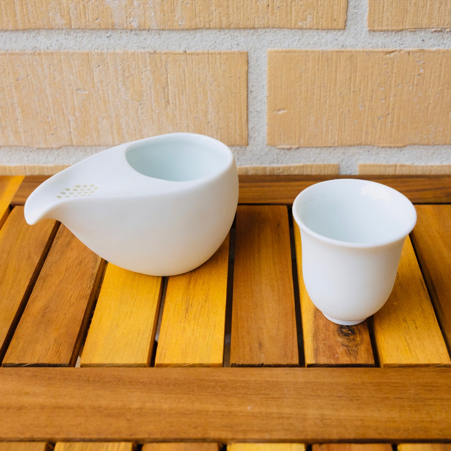Hitoshizuku Pot & Tea Cup (White, Banko-yaki)