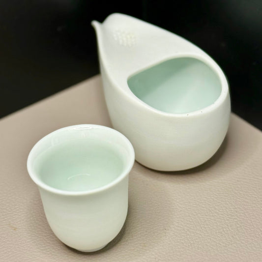 Hitoshizuku Pot & Tea Cup (White, Banko-yaki)