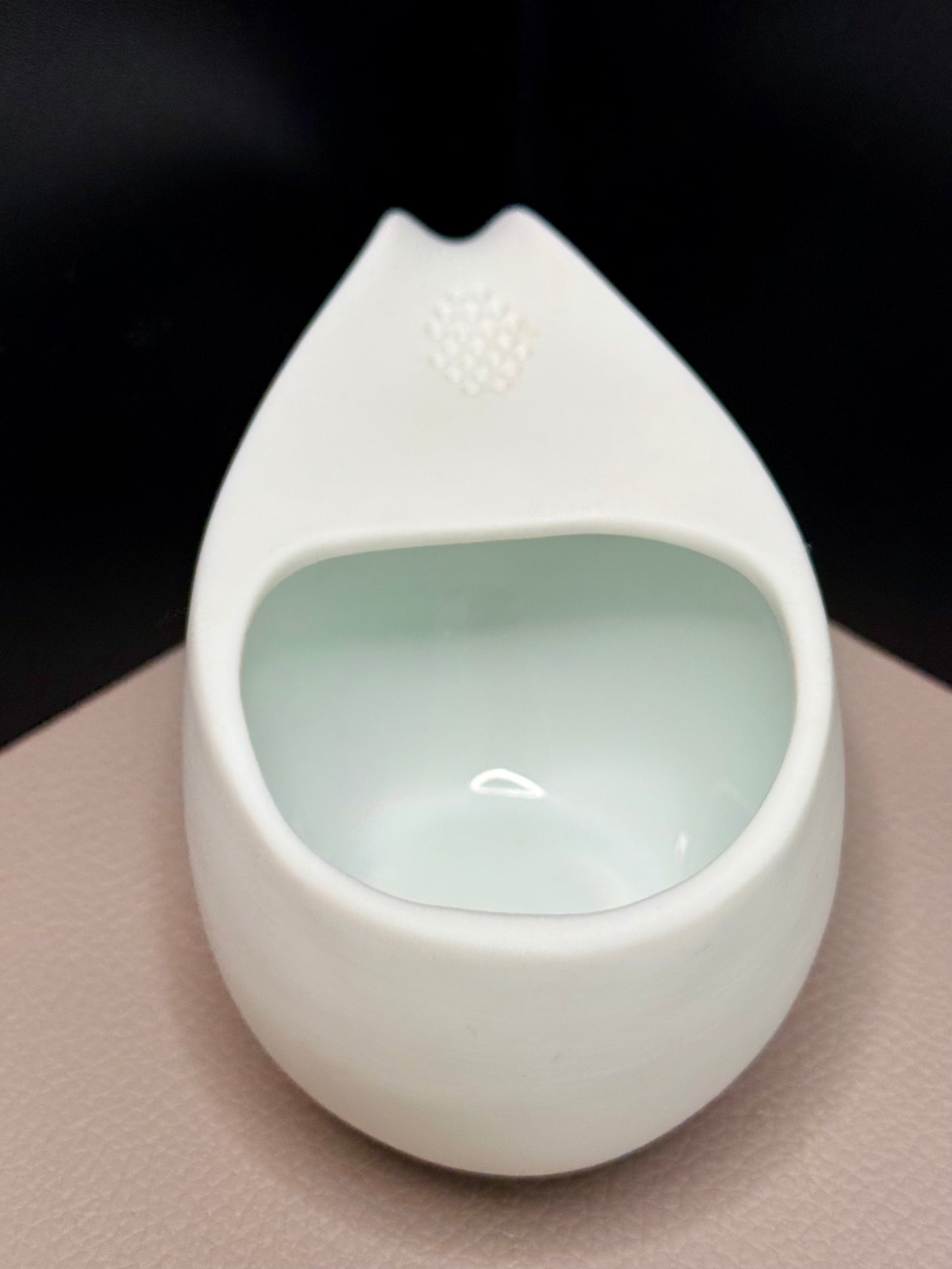 Hitoshizuku Pot (White, Banko-yaki)