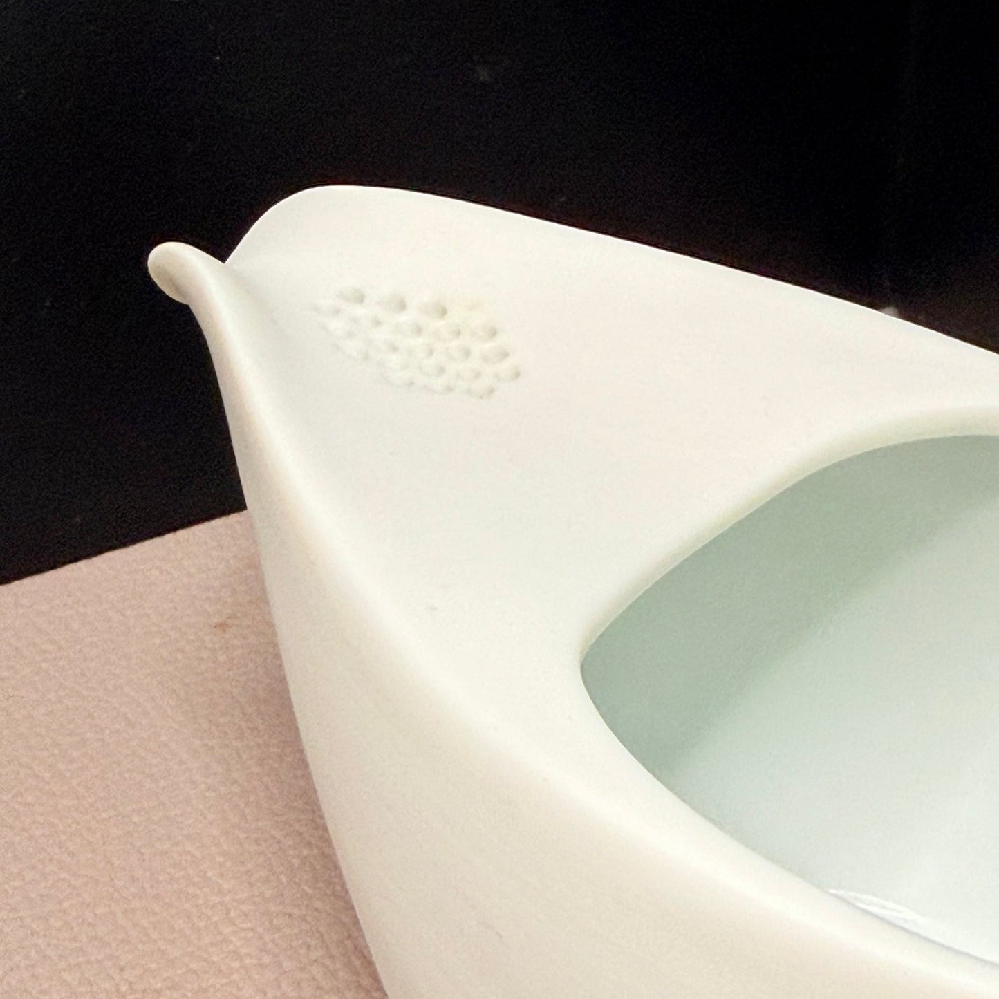 Hitoshizuku Pot (White, Banko-yaki)