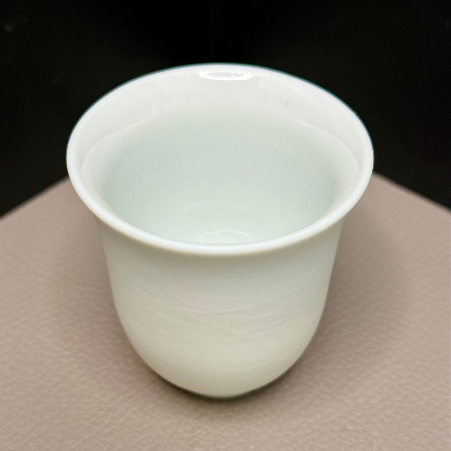 Hitoshizuku Hotaru-Teetasse (Weiß, Banko-yaki)